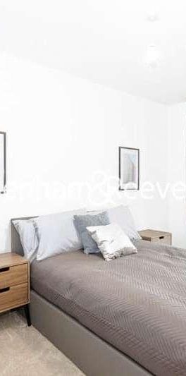 Wryneck Apartments, Perryfield Way, London, NW9 - Photo 1