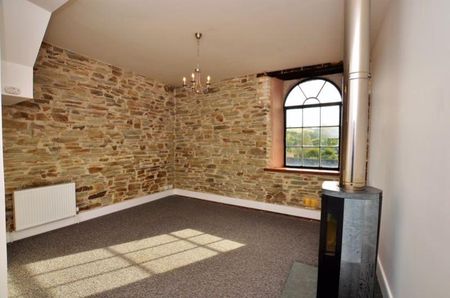 2 bedroom duplex to rent - Photo 2