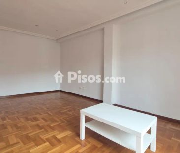 Piso en alquiler en Delicias - Photo 2