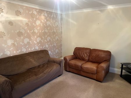 225 Glasgow Road, Perth, Perthshire - Photo 3