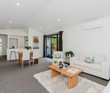 Spacious 3-Bedroom Unit Available in Chartwell, Hamilton. - Photo 3