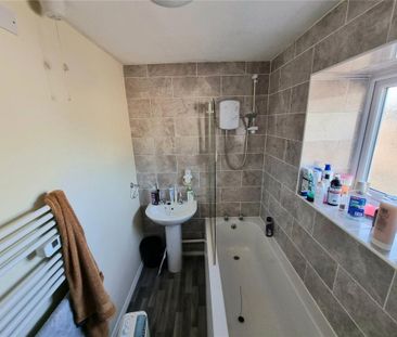 2 bedroom terraced house to rent - Photo 3