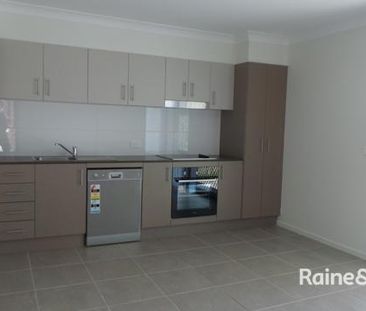 Well Appointed Modern Duplex - Available Now! - Photo 6