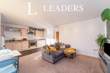 2 bedroom flat to rent - Photo 2