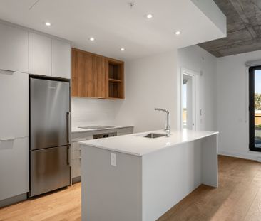 Condo for rent, Montréal (Saint-Laurent) - Photo 1