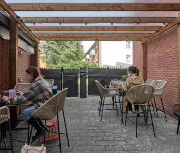 Accessible Gold Ensuite - Photo 4