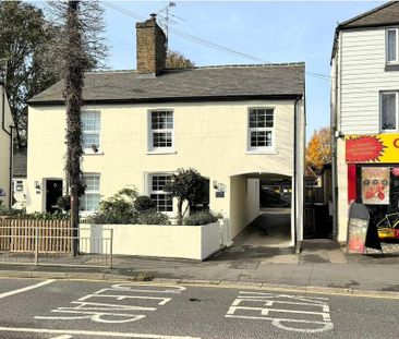 3 bedroom semi-detached house to rent - Photo 2