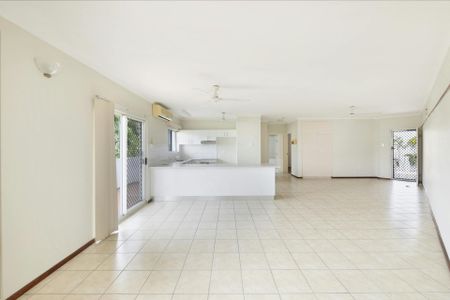 CITY LIVING AT ITS FINEST - Photo 3