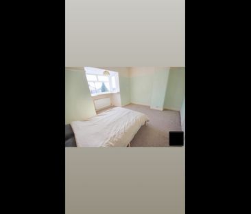 3 Bed Semi-Detached House, Chatsworth Park Grove, S12 - Photo 1