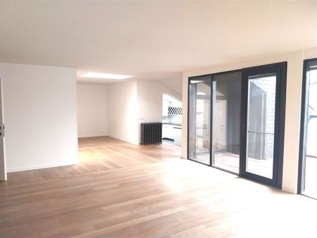 TE HUUR: Ruim appartement met 3 slaapkamers te Genk! - Foto 4