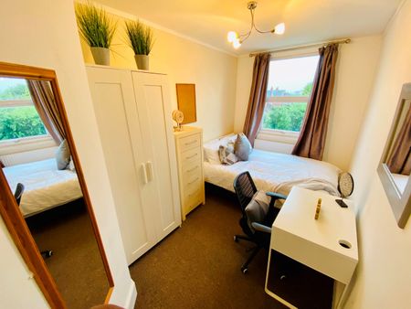 4 Bed Semi-Detached House, Earlsdon Avenue North, CV5 - Photo 4