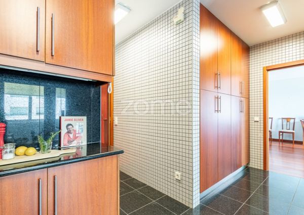 Apartamento T3 em Porto