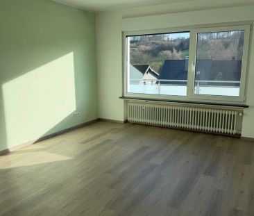 Geräumige 5-Zimmer-Wohnung mit Garten in Lindlar/Hartegasse - Photo 6