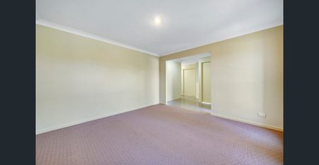 Spacious 4-Bedroom Family Home with Outdoor Entertaining & Double Garage - Photo 2