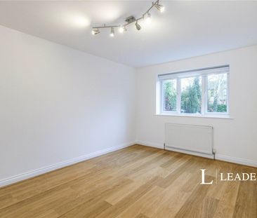 5 bedroom house to rent Hersham Road, Hersham, Walton-on-Thames, KT12 - Photo 3