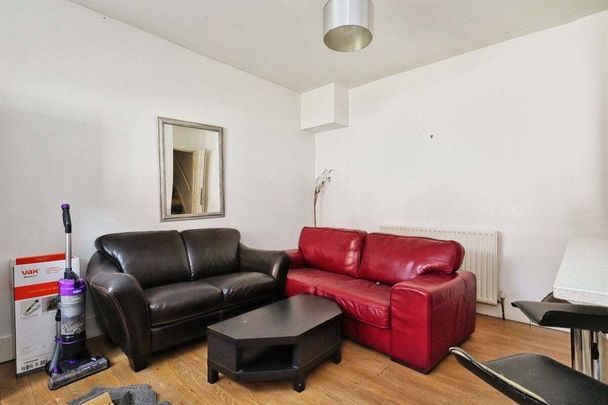 Granby Place, LEEDS - Photo 1