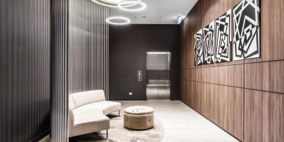 Diamond Apartments: Fully Furnished executive rental, all modern appliances! - Photo 3