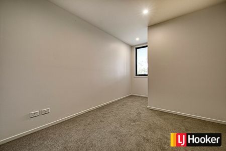Modern and Stylish Apartment in Gungahlin - Photo 5