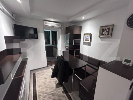 Apartament 2 camere, decomandat, Craiovita Noua - Fotografie 4