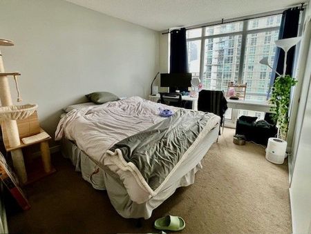 For Lease - 11 Brunel Court Unit# 1810, Toronto, Ontario - Photo 4