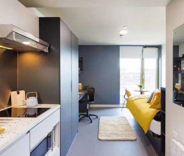 4th Floor Studio - Photo 3