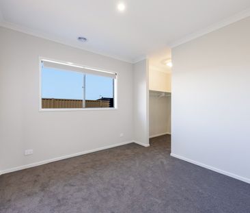 Modern 4-bedroom family home in the heart of Lucas - Photo 2