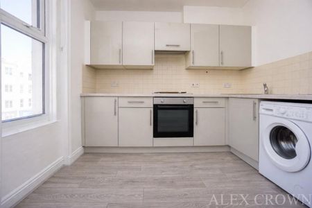 1 bedroom flat to rent - Photo 2