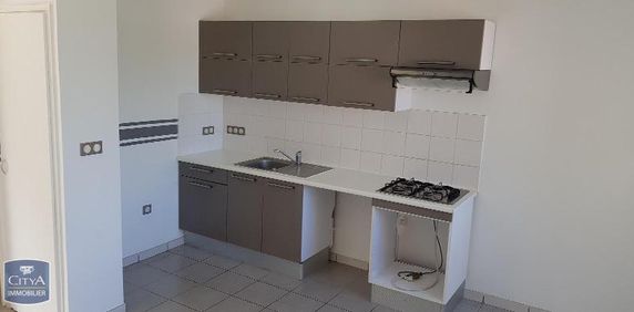 Location Appartement 3 pièces 62m² LE TAMPON 97430 - Photo 2