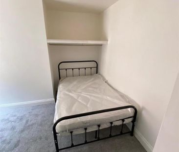 Studio to rent - Photo 6