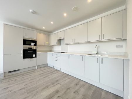 2 bedroom apartment to rent - Photo 4