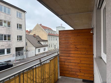 1-Zimmer Wohnung mit Einbauküche in zentraler Lage - Foto 3