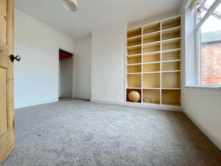 2 bedroom terraced house to rent - Photo 3