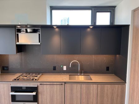 For Lease - 81 Wellesley Street Unit# 1607, Toronto, Ontario - Photo 4