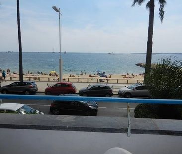 Location Appartement - Juan-les-Pins - Photo 2