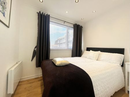 Marine Parade, Worthing - Photo 3