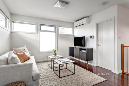 2C Slater Street, Northcote - Photo 2