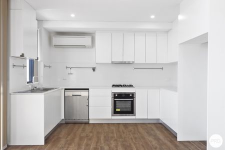 9/30-32 Lawrence Street, Peakhurst NSW 2210 - Apartment For Rent | Domain - Photo 3