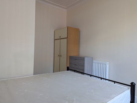 1 bed house of multiple occupation to rent in York Road, Great Yarmouth, NR30 - Photo 4