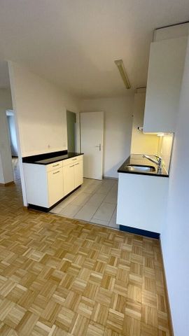 Living with a balcony - Photo 4