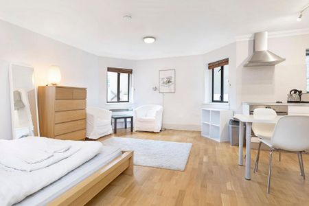 Studio to rent - Photo 3