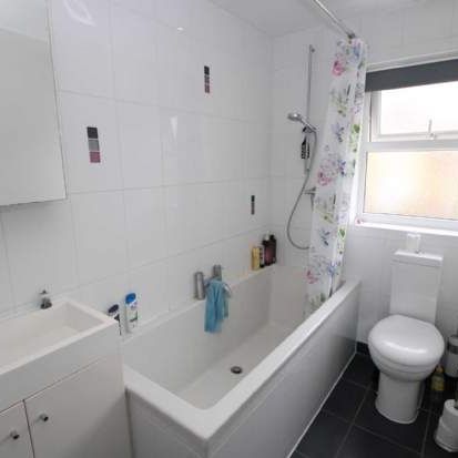 2 bedroom property to rent in Hemel Hempstead - Photo 1