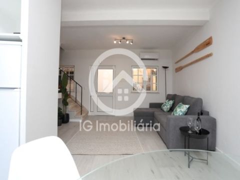 Moradia T1 DUPLEX - Photo 1