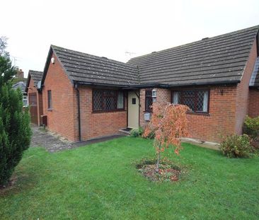 2 bedroom semi-detached bungalow to rent - Photo 3