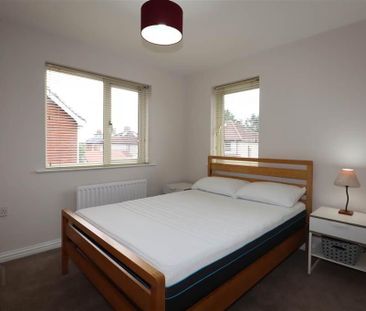 8 Laganville Park, Knockmore Road, Lisburn, BT28 2GF - Photo 6