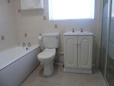 1 bedroom detached bungalow to rent - Photo 4