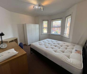 Harefield Road, SO17 - Photo 1