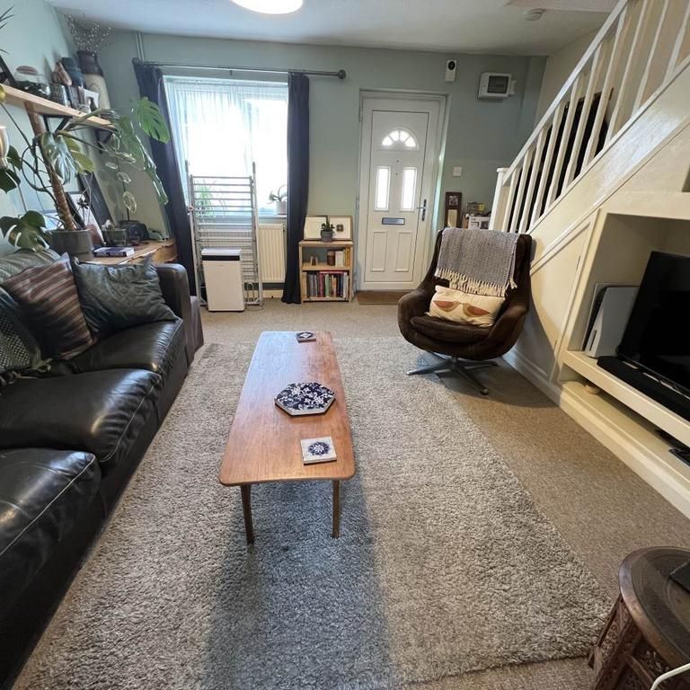 2 bedroom house to rent - Photo 1