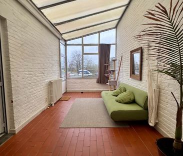 Karaktervolle woning met 3/4 slaapkamers - Photo 1