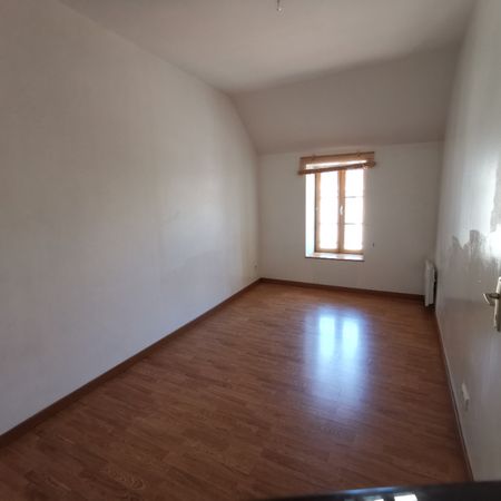 Location Appartement 3 pièces 62m² - Photo 3