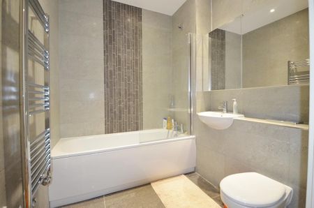 Clovelly Court, Wintergreen Boulevard, West Drayton, UB7 - Photo 4